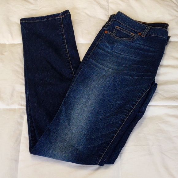 Jeans - Picture 1 of 2